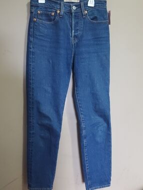 Classic Levi Red Tag Blue Denim Wedge Jeans Size 25